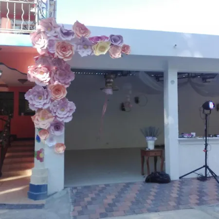 Hostal Casa Vieja